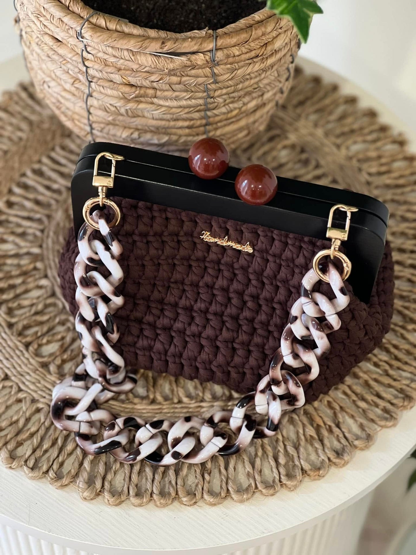 THE WILLOW outing BAG. Chocolate