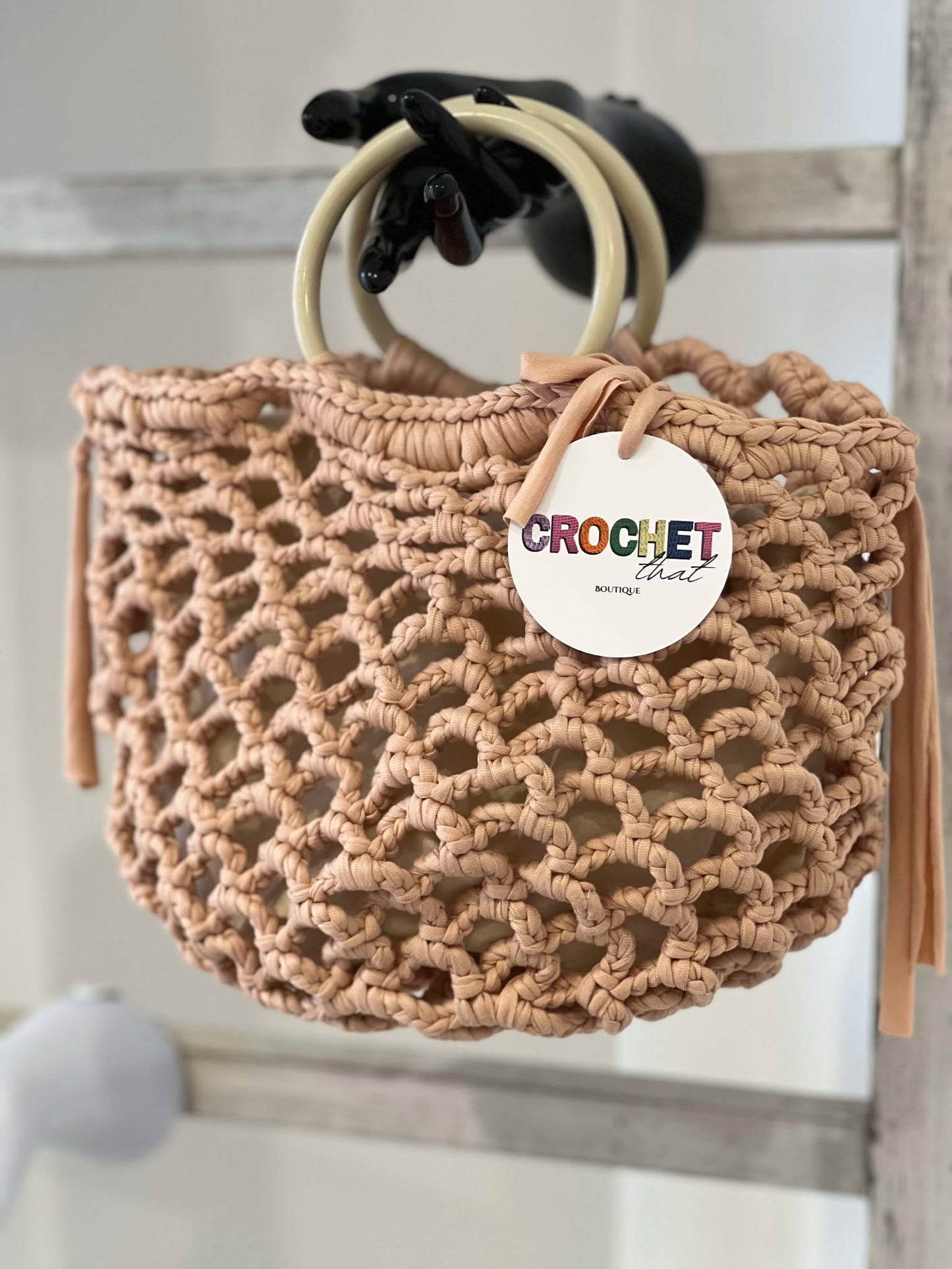 Netted Market Style Bag w Fabric bag insert. Beige