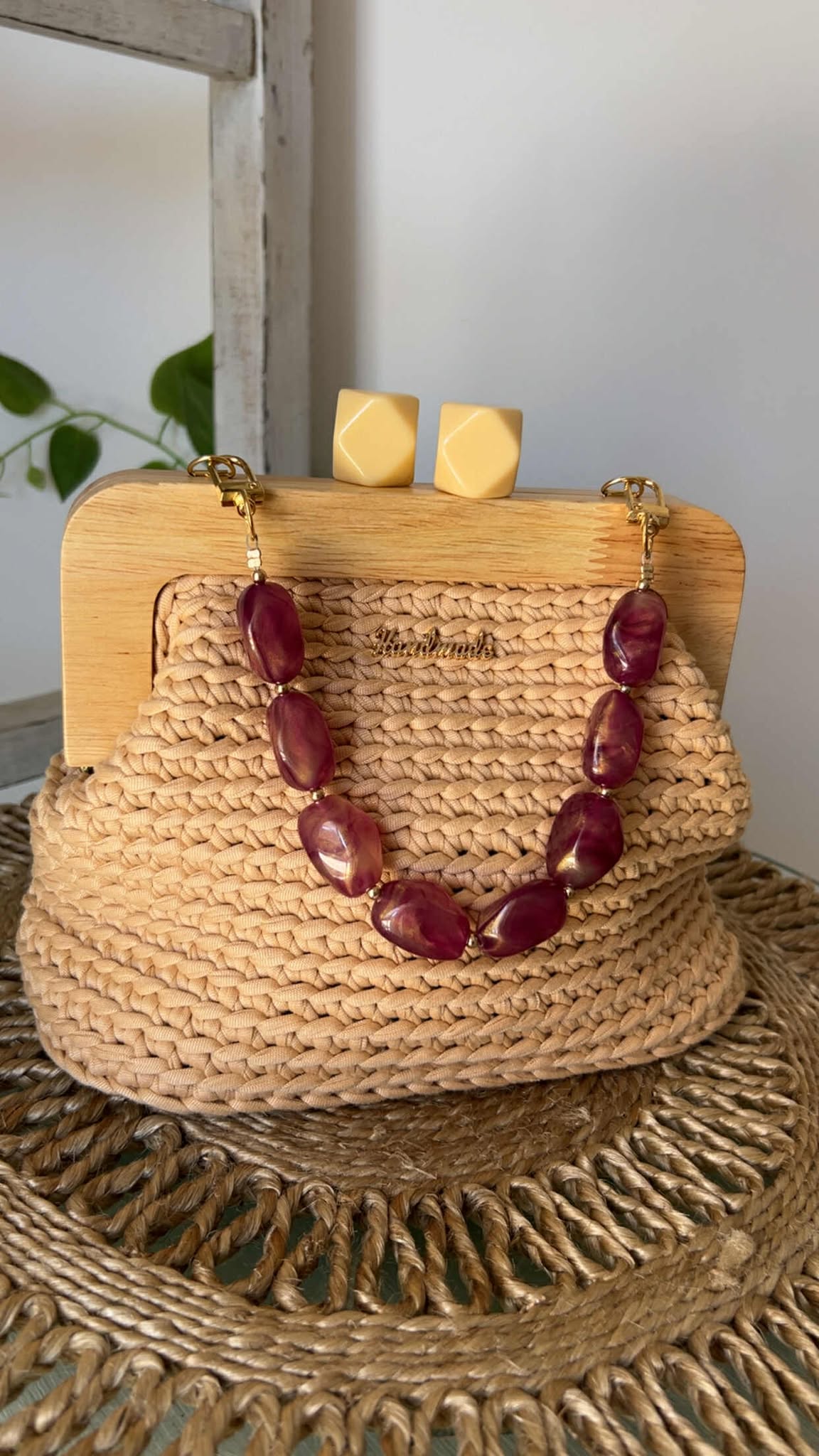 The Mia Bag BLACK and Gold